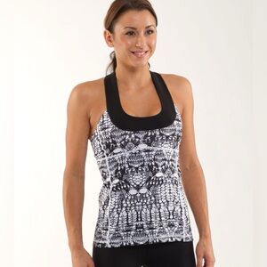 Lululemon Scoop Neck Workout Tank Top White Black Glacier Lace Size 10